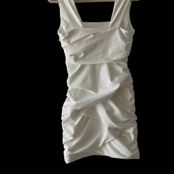 Cinq a Sept Desiree white cocktail dress size 6 - Picture 4 of 7